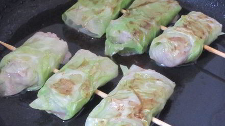 Рецепт мини-голубцов на шпажках