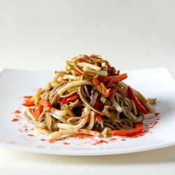 Рецепт Гречневой лапши с кальмарами