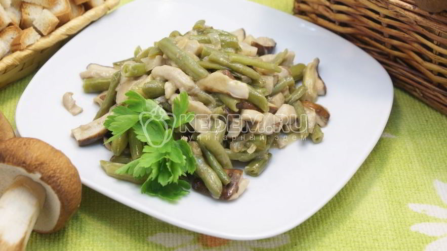 Рецепт белых грибов со стручковой фасолью