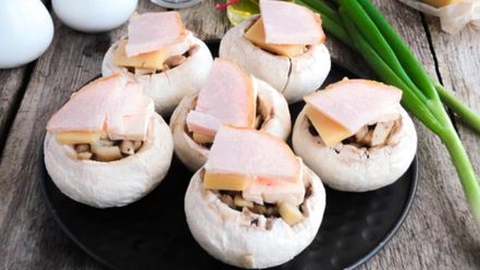 Рецепт фаршированных шампиньонов с ветчиной