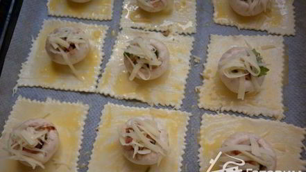 Рецепт грибов фаршированных на слоеном тесте