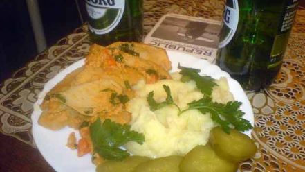 Рецепт грибов обжаренных под соусом с гарниром