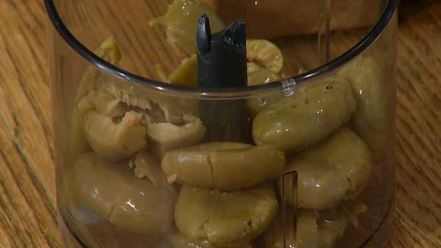 Рецепт грибов по-тоскански с красным перцем и оливками