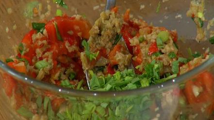 Рецепт грибов по-тоскански с красным перцем и оливками