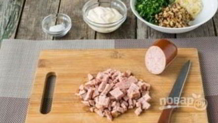 Рецепт грибов с колбасой в духовке