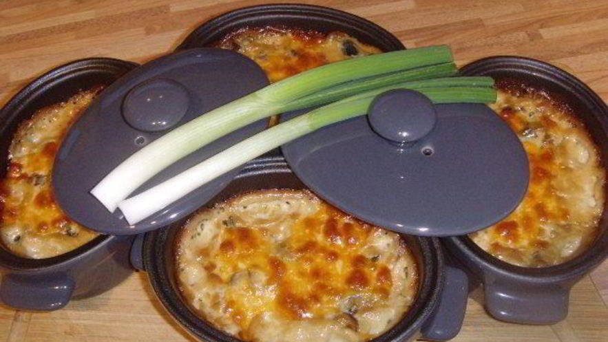 Рецепт грибов с пореем, запеченные под сливочным соусом