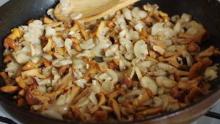 Рецепт грибов в сливочной заливке