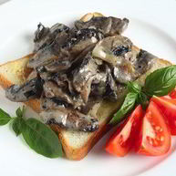 Рецепт Грибов в сливочном соусе с шалфеем