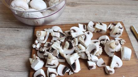 Рецепт грибов в сметане в мультиварке тушеные