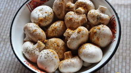 Рецепт шампиньонов на мангале