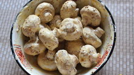 Рецепт шампиньонов на мангале