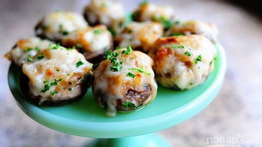 Рецепт шампиньонов под сыром в духовке