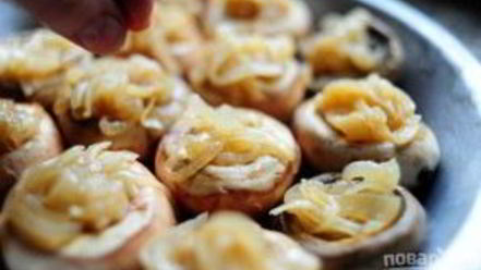 Рецепт шампиньонов под сыром в духовке