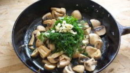 Рецепт шампиньонов с чесноком и зеленью