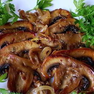 Рецепт Шампиньонов жареных с луком