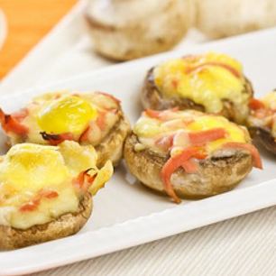 Рецепт Шляпок шампиньонов, фаршированные перепелиными яйцами