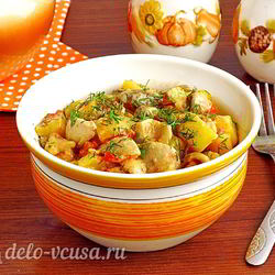 Рецепт Сыроежек тушенных с овощами в сметанном соусе