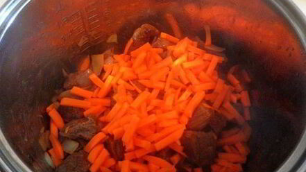 Рецепт гуляша без томатной пасты в мультиварке