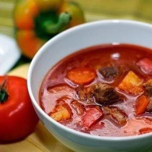 Рецепт Гуляша из говядины с болгарским перцем и картофелем