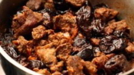 Рецепт гуляша из говядины с черносливом
