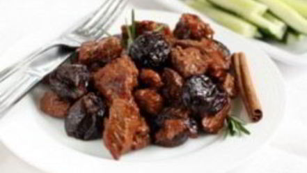 Рецепт гуляша из говядины с черносливом