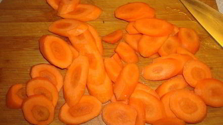 Рецепт гуляша из красной фасоли и курицы