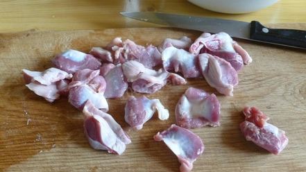 Рецепт гуляша из куриных желудков