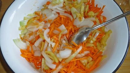 Рецепт гуляша из куриных желудков