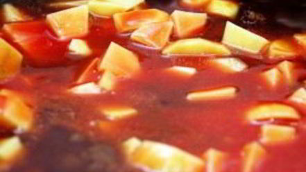 Рецепт гуляша из мраморной говядины