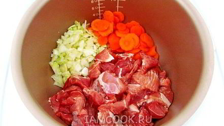 Рецепт гуляша из свинины по-мадьярски в мультиварке