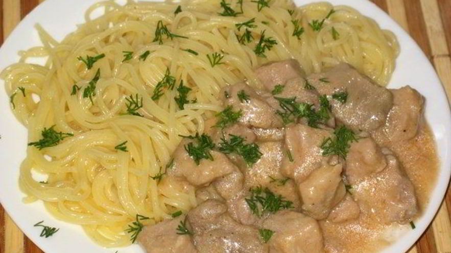Рецепт гуляша из свинины со сливками