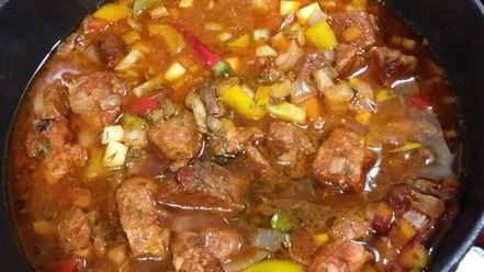 Рецепт гуляша с белыми грибами