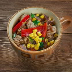 Рецепт Гуляша с кукурузой