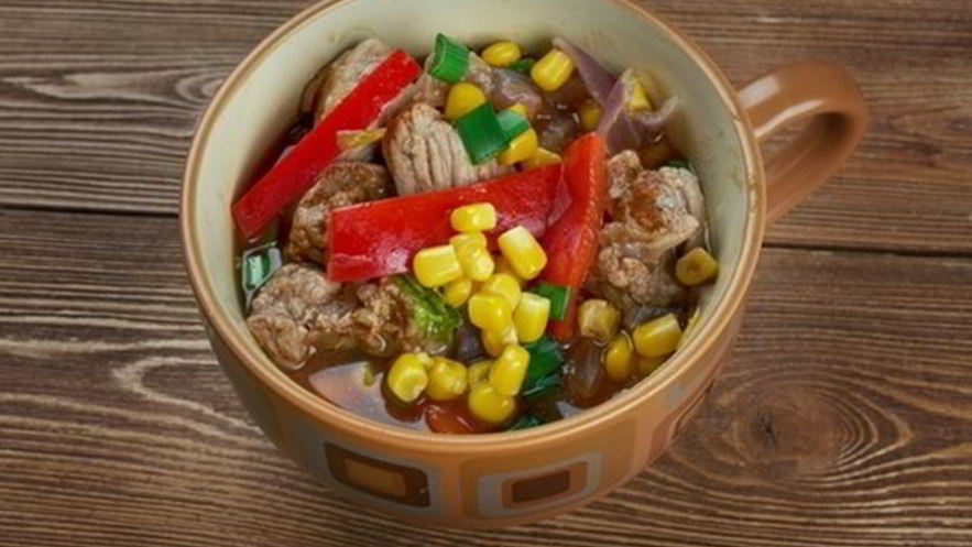 Рецепт гуляша с кукурузой