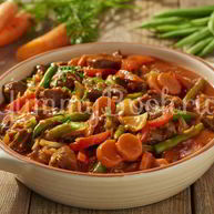 Рецепт Гуляша с зеленой фасолью и овощами