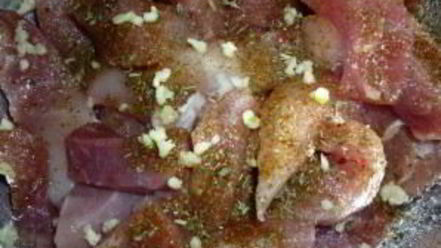 Рецепт гуляша в сливочном соусе