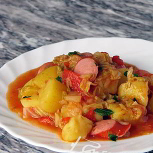 Рецепт Картофельного гуляша с венскими сосисками