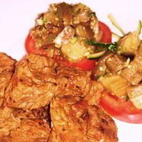 Мадьярский гуляш с баклажанной закуской