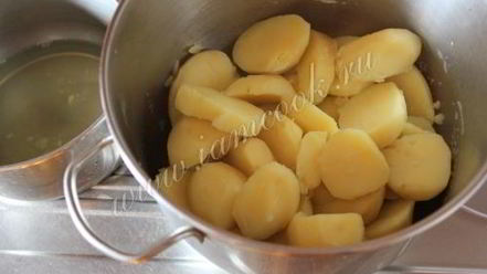 Рецепт картофельного пюре с печеным чесноком