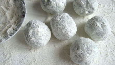 Рецепт клецек со шпинатом и сыром