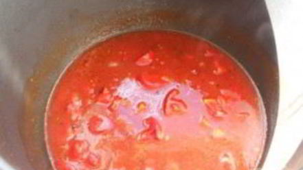 Рецепт котлет из куриного фарша с капустой, тушенные в томате