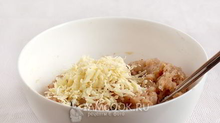 Рецепт котлет из куриного фарша с сыром на сковороде
