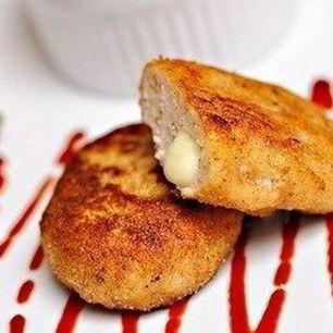 Рецепт Котлет из куриной грудки с сырной начинкой