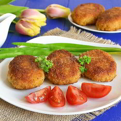 Рецепт Котлет из минтая с морковью на скоророде