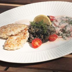 Рецепт Котлет из сига с печеным картофелем