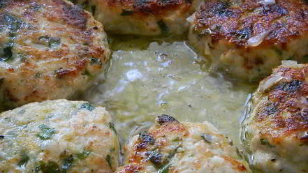 Рецепт куриных котлет с лимонным соусом