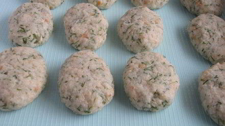 Рецепт нежных котлеток из камбалы