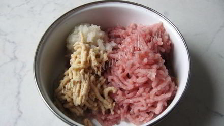 Рецепт рыбных котлет с сыром и грибами