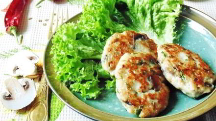 Рецепт рыбных котлет с сыром и грибами