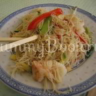 Рецепт Лапши рисовой с овощами и креветками